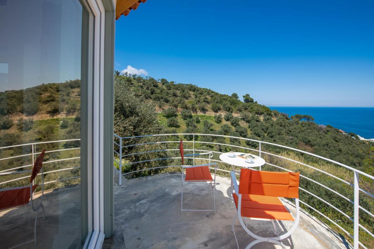 Avgi Villa กลอซซา ภายนอก รูปภาพ