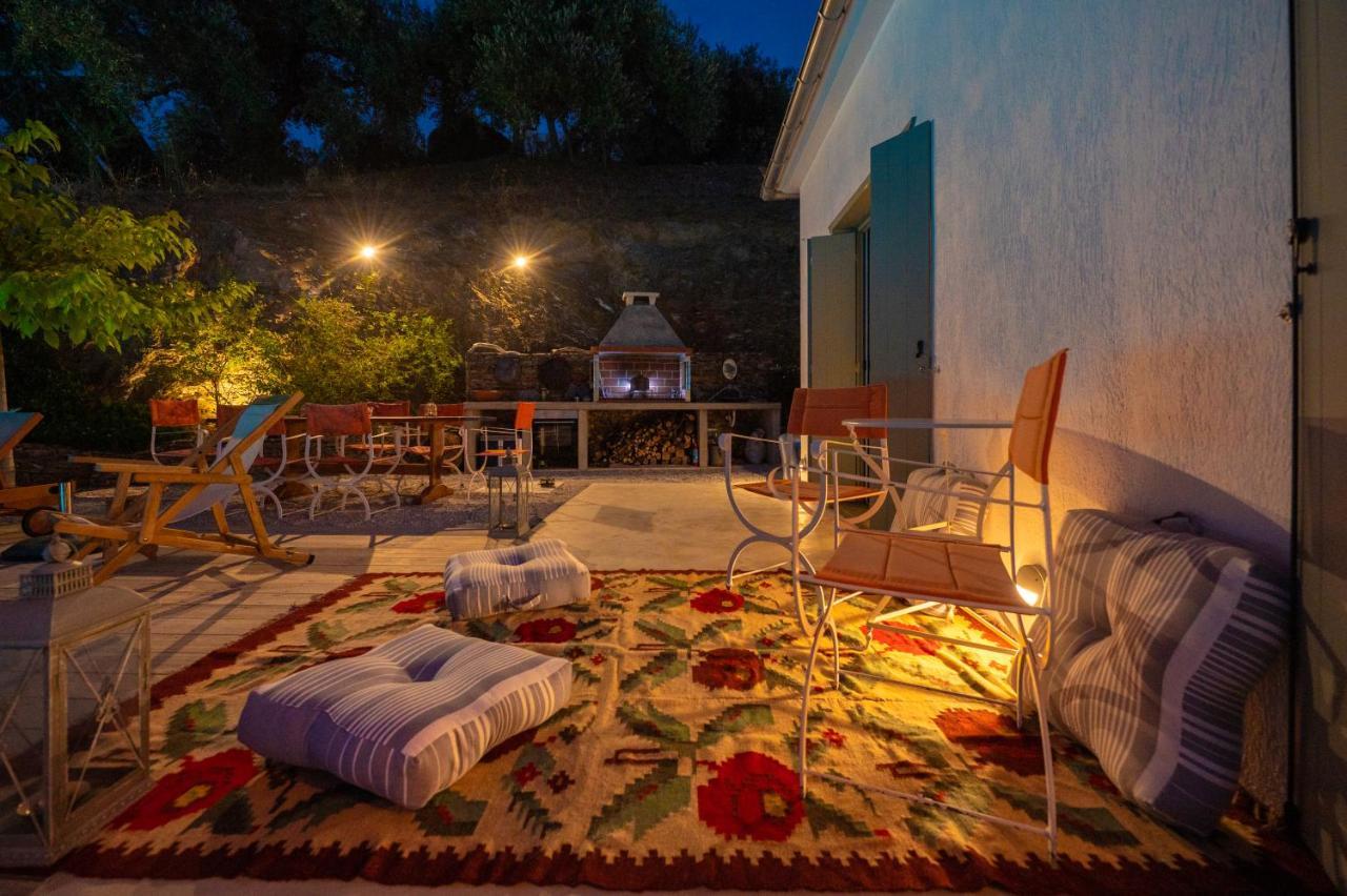 Avgi Villa กลอซซา ภายนอก รูปภาพ
