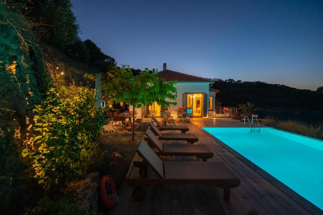 Avgi Villa กลอซซา ภายนอก รูปภาพ